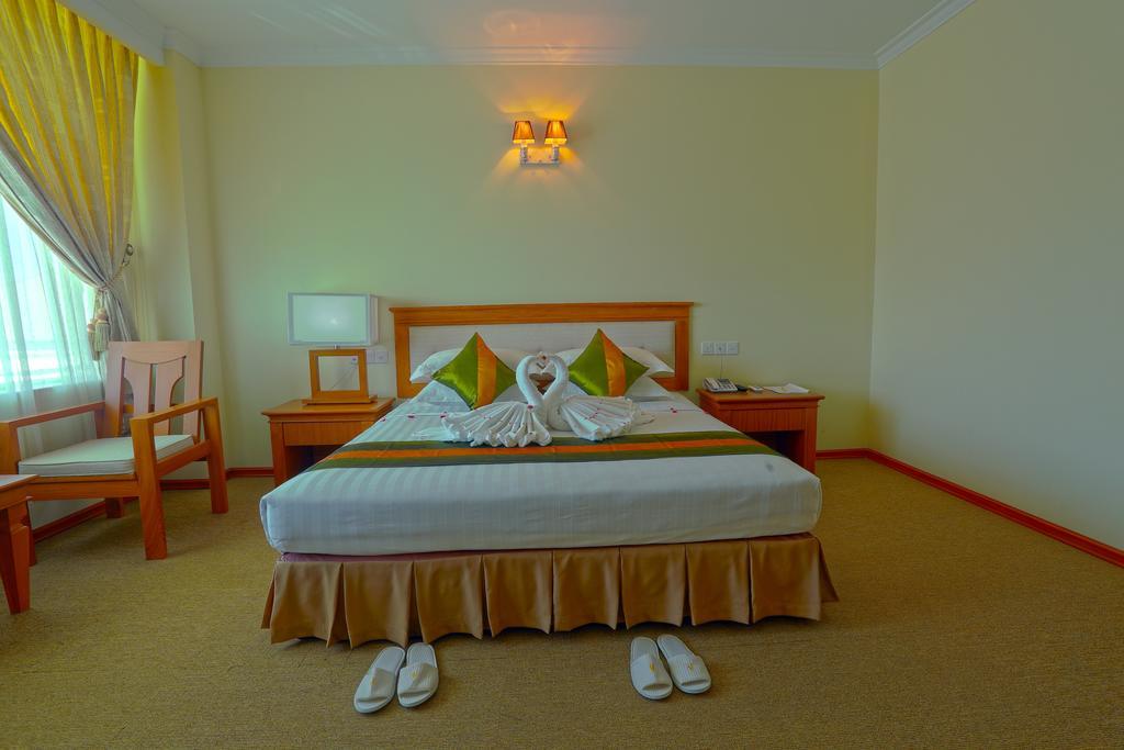 Apex Hotel Naypyidaw Extérieur photo