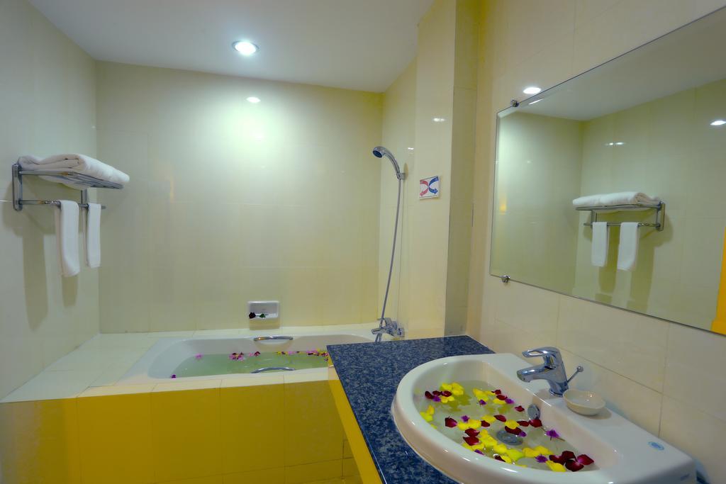 Apex Hotel Naypyidaw Chambre photo