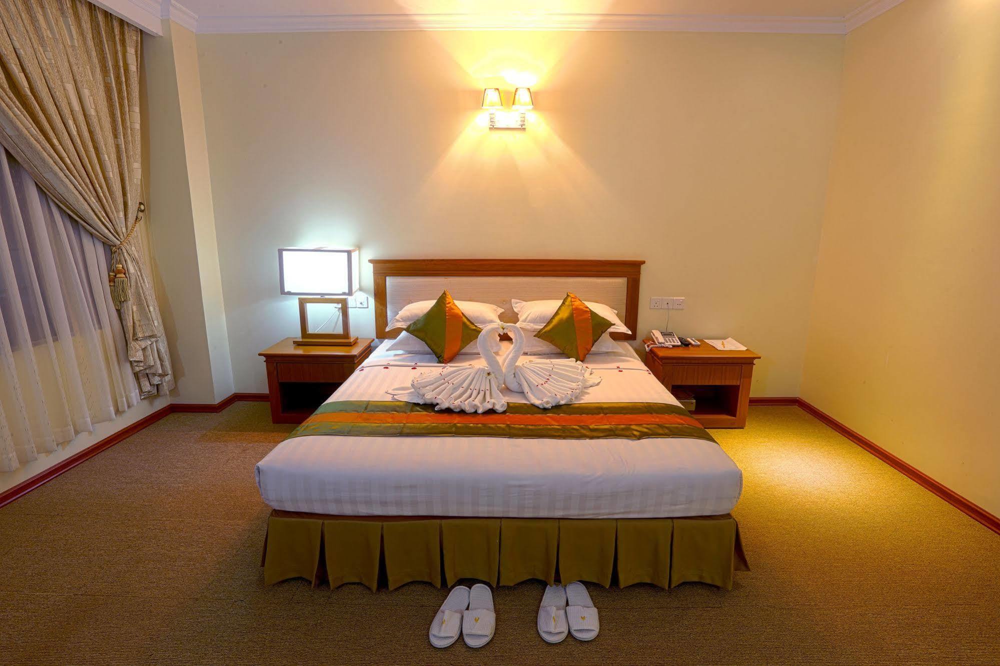 Apex Hotel Naypyidaw Extérieur photo